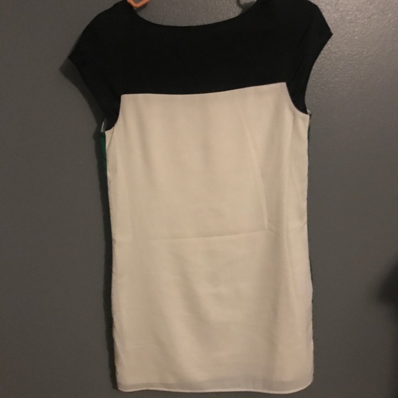 Express color block dress - Picture 2 of 3